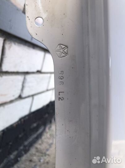 Крыло переднее правое jeep 55369596AE