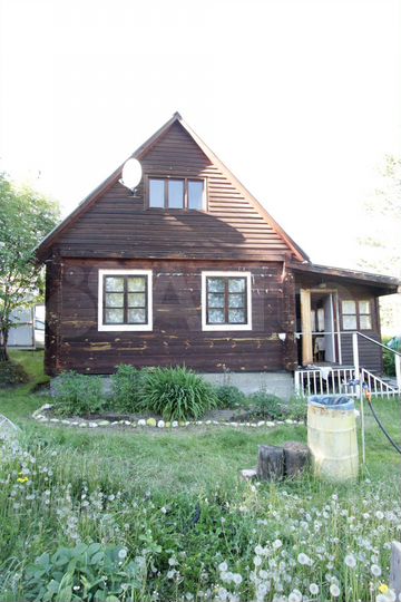 Дом 63 м² на участке 8 сот.