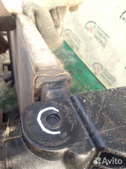 Радиатор основной Renault Duster HSM F4RE410