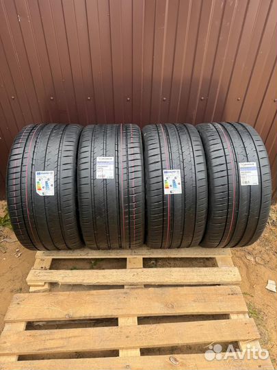 Michelin Pilot Sport 4 S 295/35 R21 и 315/30 R22