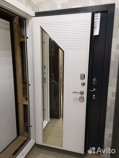 Дверь входная металлическая