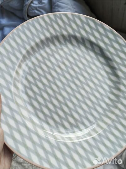 Тарелки фарфоровые набор новые