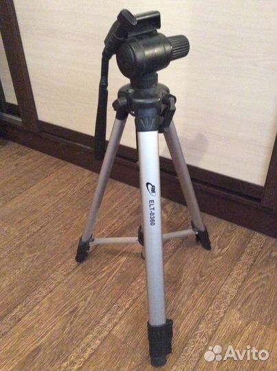 Штатив для фото и видеотехники