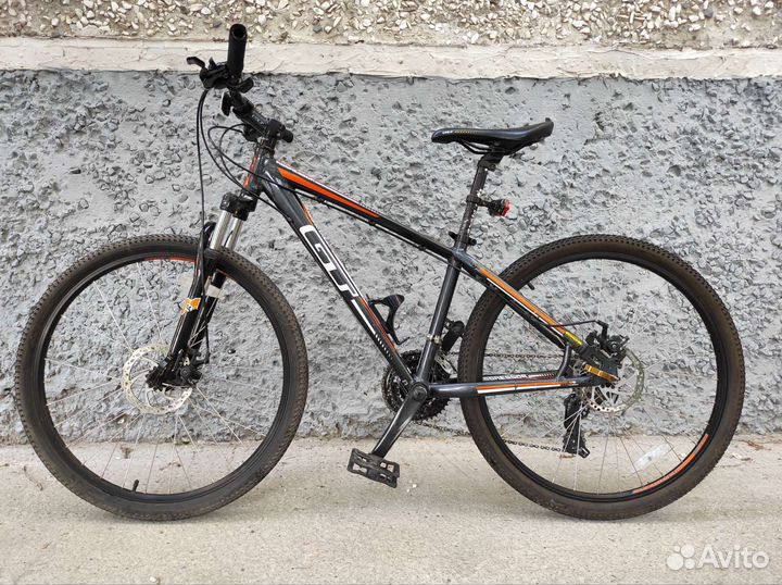 Горный велосипед GT