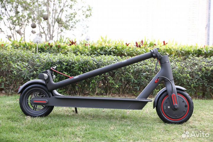 Электрический самокат Xiaomi Mijia M365 PRO black