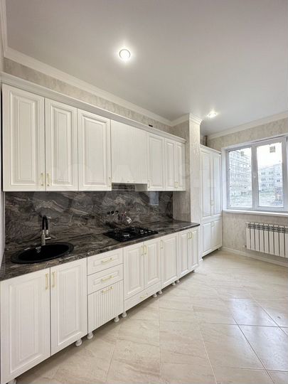 1-к. квартира, 37 м², 1/4 эт.