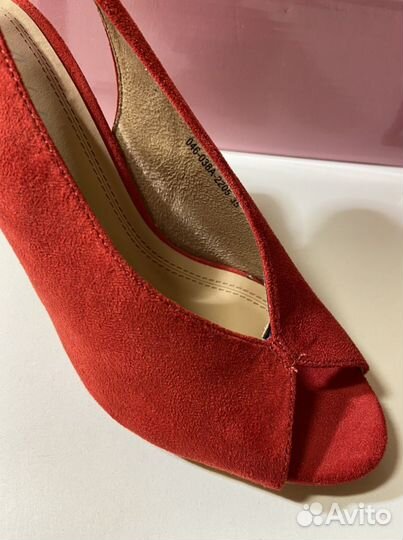 Туфли красные 35 размер