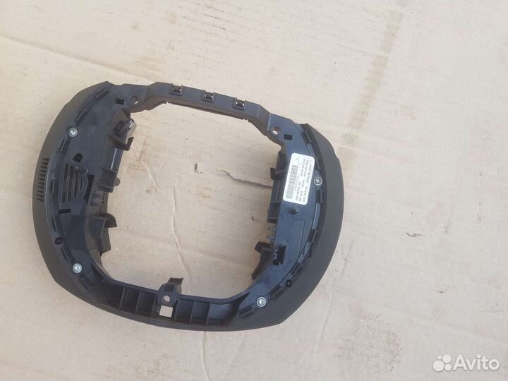 Блок кнопок в руль Citroen C5