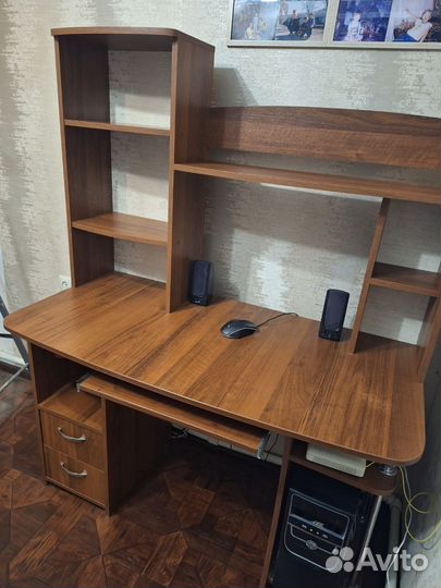 Компьютерный стол бу