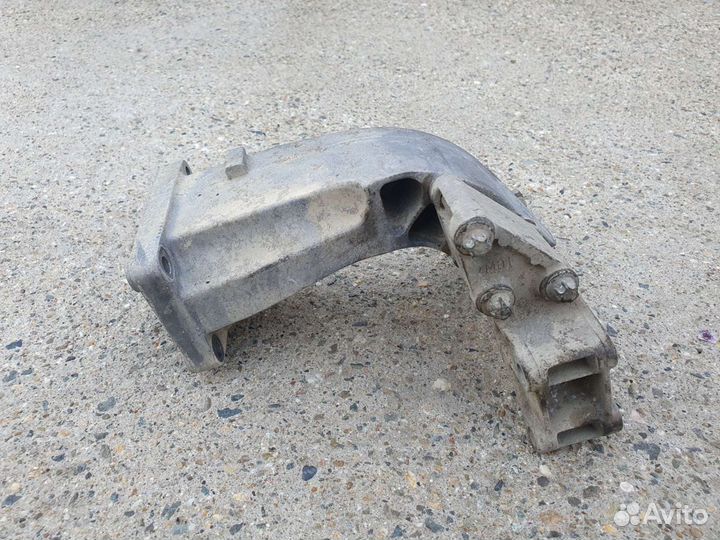 Кронштейн опоры двигателя для Mercedes W211 W220