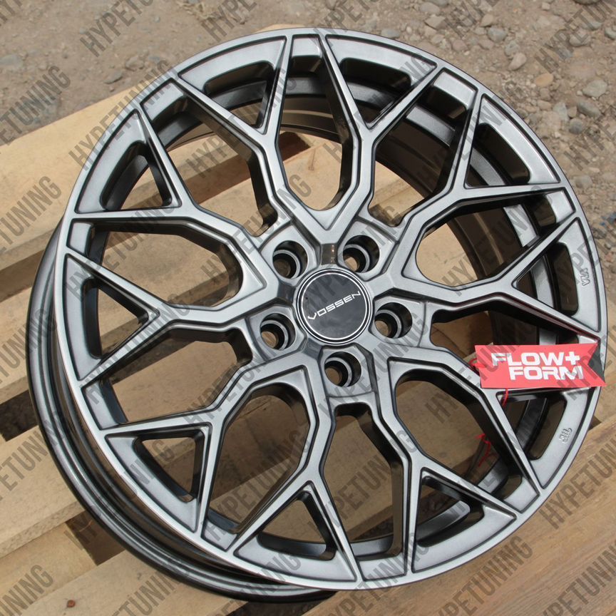 Литые диски Vossen HF2 7.5×R17 5×114.3