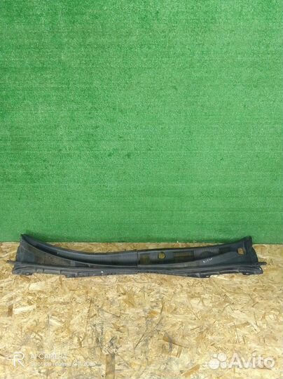 Жабо (накладка дворников) Mazda 6 GG (2002—2005)