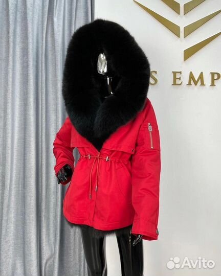 Парка женская с натуральным мехом