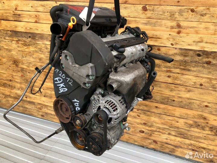 Двигатель AKQ volkswagen golf 4 1.4 Бензин