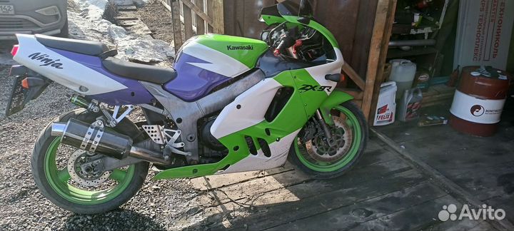 Kawasaki zx9-r