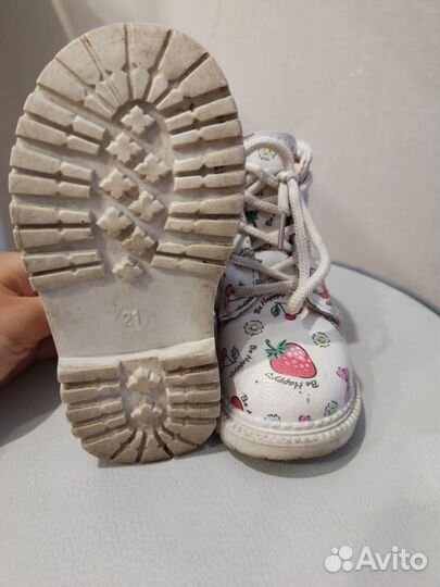 Ботинки для девочки