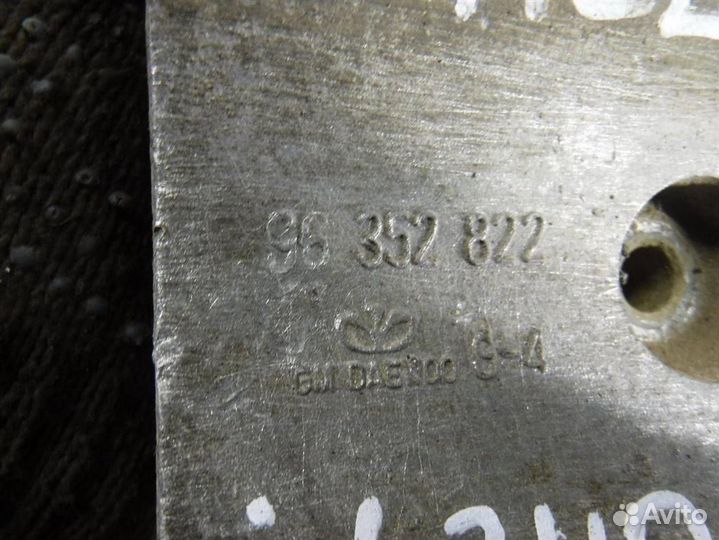 Кронштейн кондиционера Chevrolet Lacetti 2002-2013