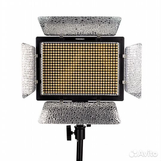 Осветитель светодиодный Yongnuo YN-600 II 3200-550
