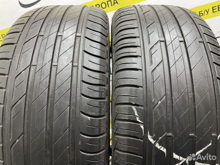 Bridgestone Turanza T001 215/55 R17