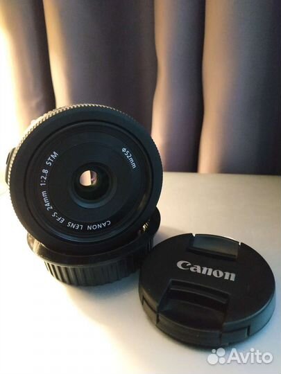 Объектив Canon EF-S 24mm f/2.8 STM
