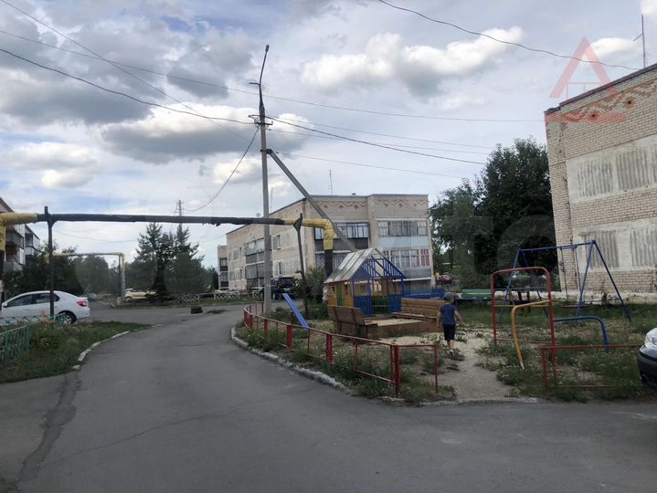 2-к. квартира, 52,5 м², 1/3 эт.