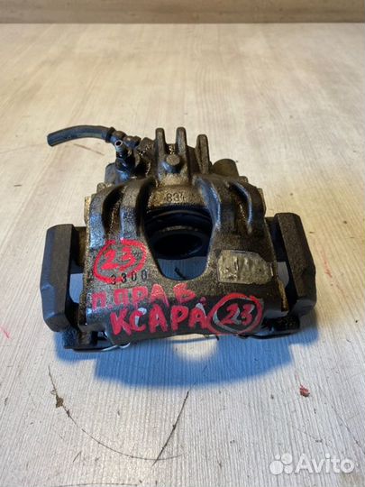 Суппорт передний правый Citroen Xsara N1 TU3JP