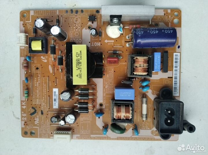 Платы от телевизоров (с разбитыми экранами)