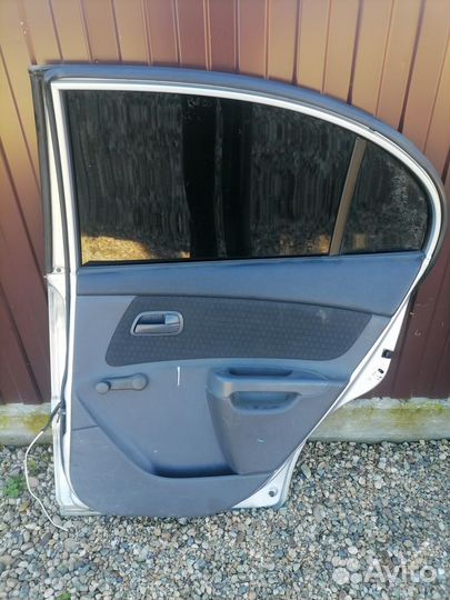 Дверь задняя правая Kia Rio 2 2005-2011