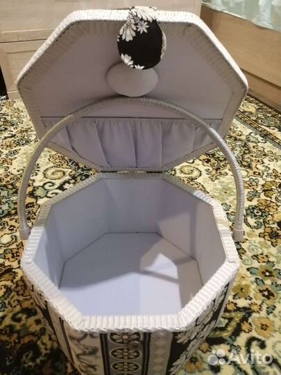 Шкатулка большая