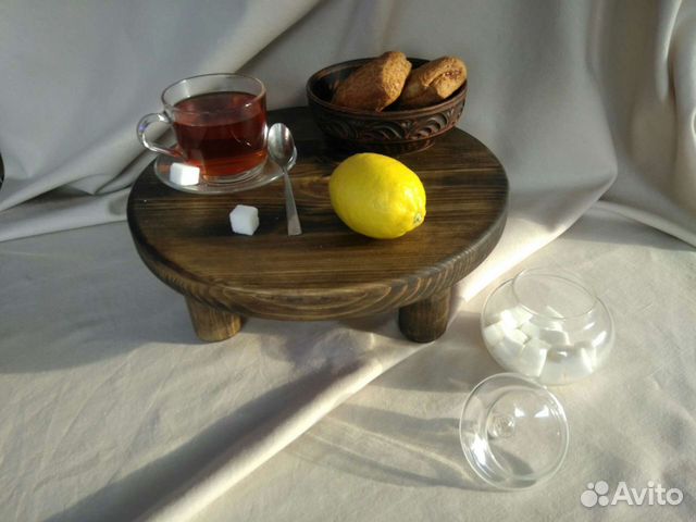 Столик для подачи