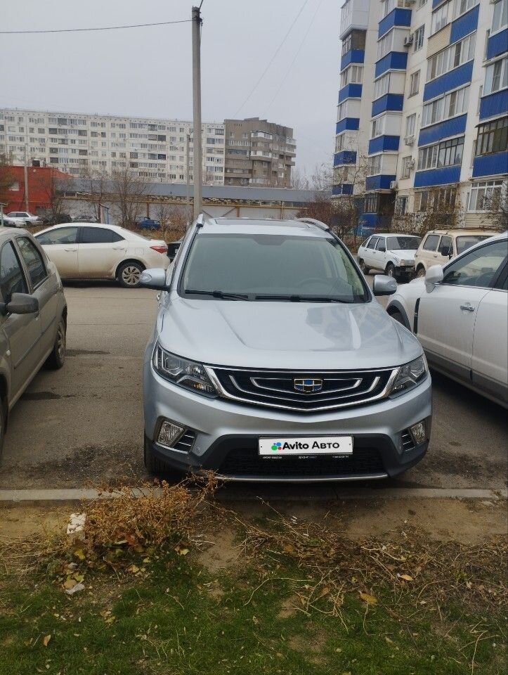 Geely Emgrand X7: фото владельца