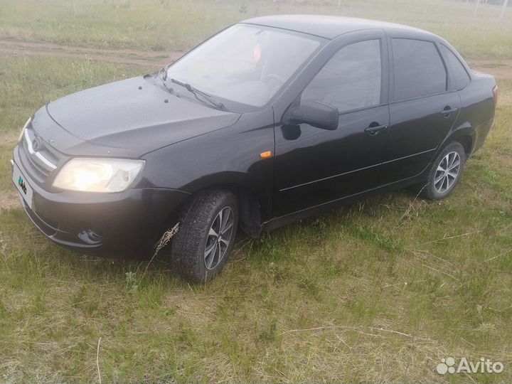 LADA Granta 1.6 МТ, 2012, 100 000 км