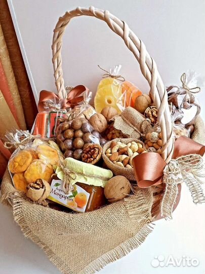 Съедобные букеты, фруктовые корзины