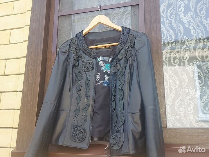 Куртка кожаная женская 48 размер