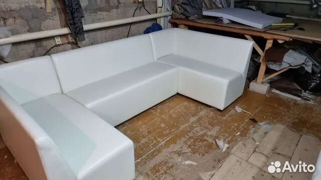 Диван угловой, п-образный