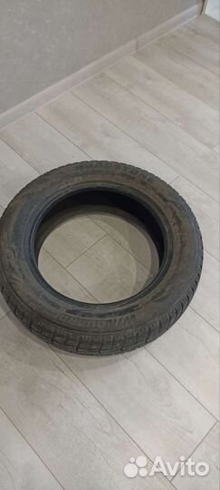 Roadstone Winguard WinSpike 195/60 R15 92T