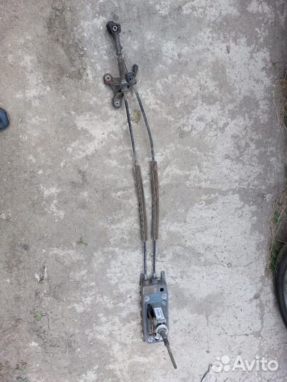 Кулиса МКПП с тросами 5ст Volkswagen Passat B6