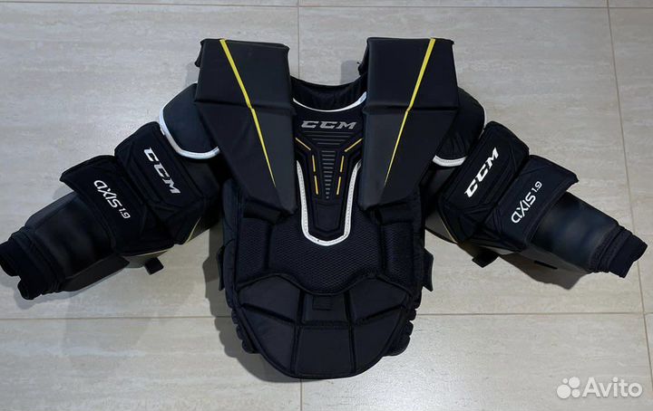 Вратарский нагрудник CCM Axis 1,9 int M