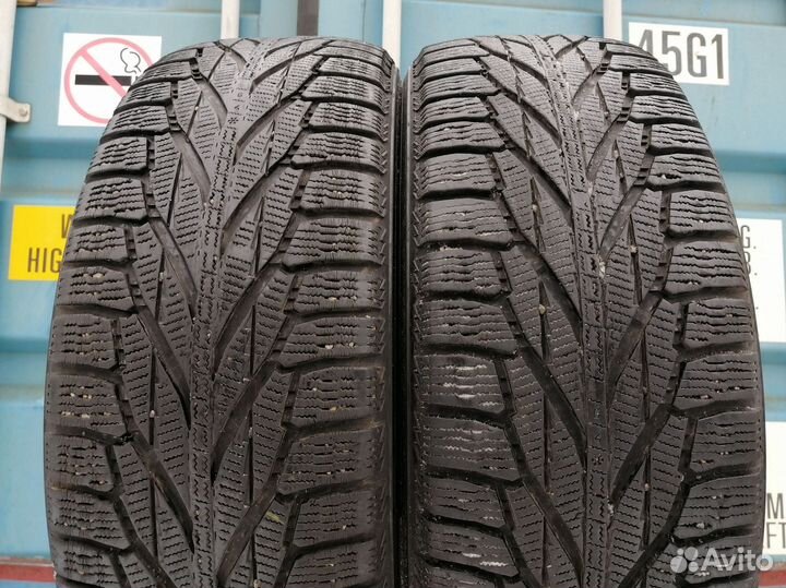 Nokian Tyres Hakkapeliitta R2 SUV 235/65 R17 108R