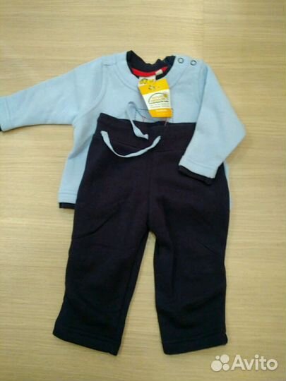 Спортивный костюм