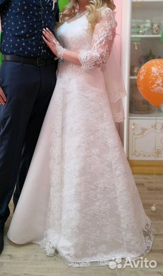 Свадебное платье