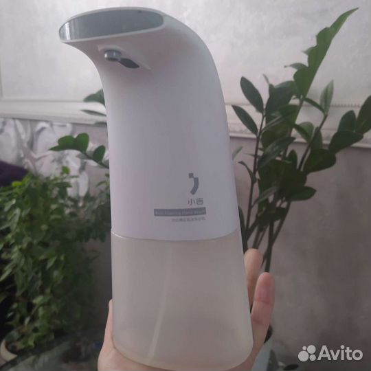 Диспенсер для жидкого мыла