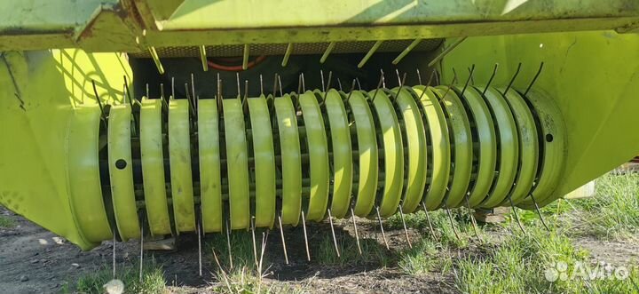 Пресс-подборщик Claas Rollant, 1996