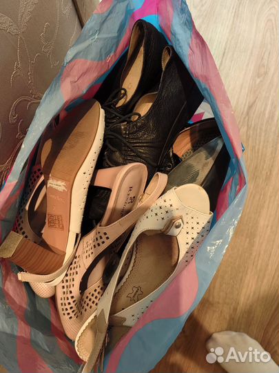 Вещи и обувь женские пакетом