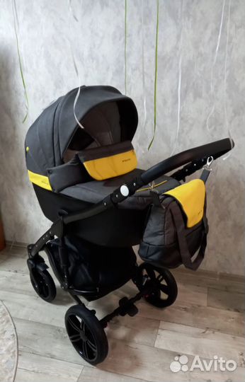 Продам детскую коляску 2 в 1