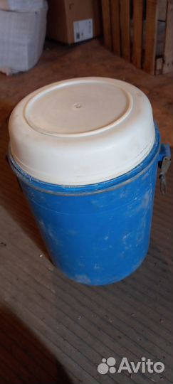 Термос для еды с контейнерами и термос для воды