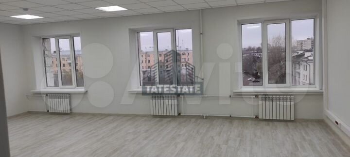 Блок офис из 2 кабинетов в центре с парковкой