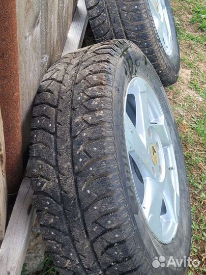 Колеса в сборе r16 зимние