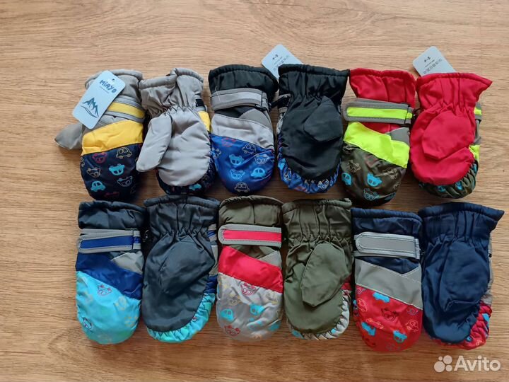 Варежки и перчатки новые