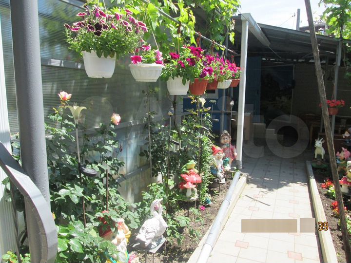 Комната 16 м² в 3-к., 1/2 эт.